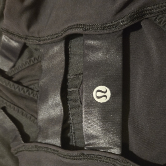 lululemon athletica Black Tank Top - Picture 4 of 9